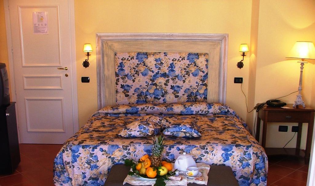 Acos Marsala City Hotel Bilik gambar